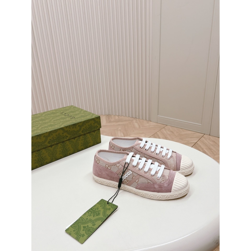G*u*i casual shoes